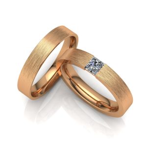 Кольцо обручальное с потёртостью