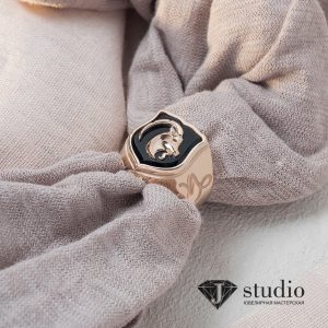 Чем отличается перстень от печатки?