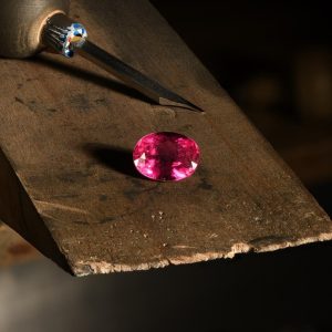 Шпинель Махенге: таинственный камень из Африки